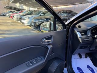 RENAULT Captur usata, con Autoradio