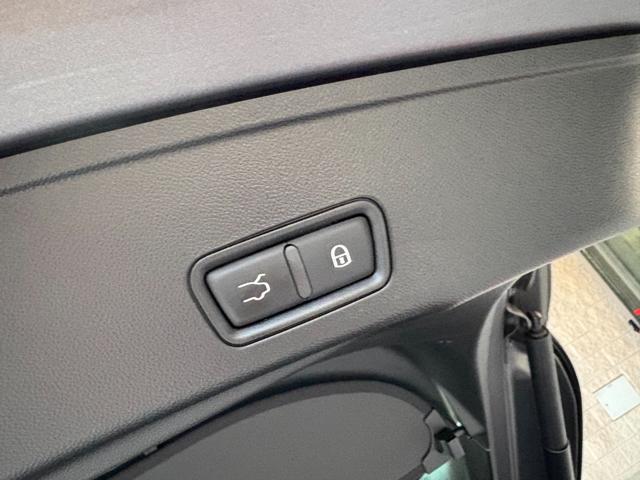 MASERATI Grecale usata, con Sound system
