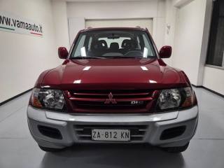 MITSUBISHI Pajero usata, con Airbag