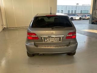 MERCEDES-BENZ B 200 usata, con Autoradio