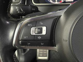 VOLKSWAGEN Golf usata, con ESP