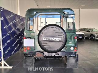 LAND ROVER Defender usata 6