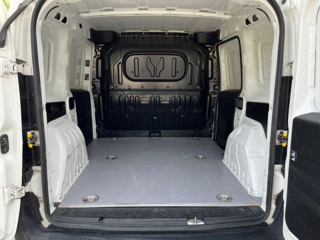 FIAT Doblo usata, con Fendinebbia