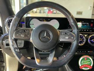 MERCEDES-BENZ CLA 200 usata, con Regolazione elettrica sedili