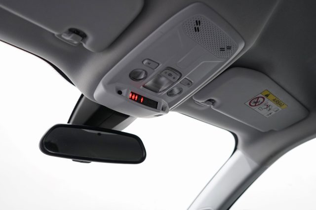 PEUGEOT 2008 usata, con Fari LED