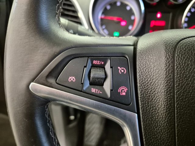 OPEL Mokka usata, con Controllo automatico clima