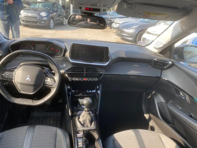 PEUGEOT 208 usata, con Autoradio