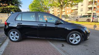 VOLKSWAGEN Golf usata, con Autoradio