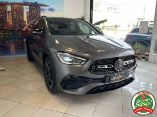 MERCEDES-BENZ GLA 200 usata, con Fari LED