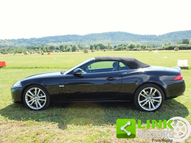 JAGUAR XK usata, con Sensori di parcheggio posteriori