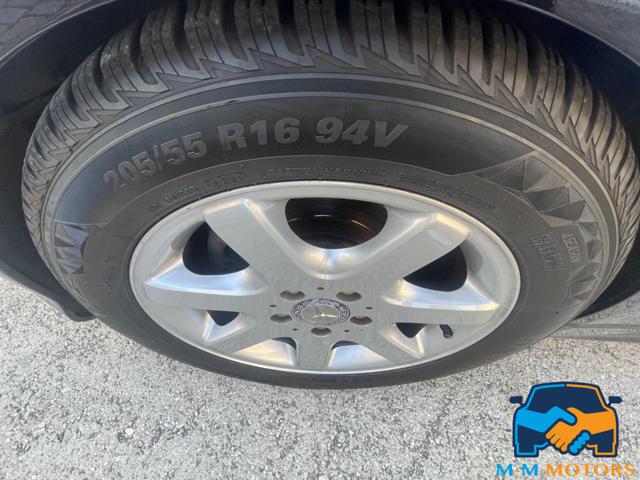 MERCEDES-BENZ SLK 200 usata 42