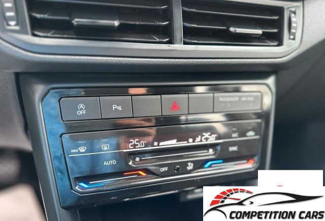 VOLKSWAGEN T-Cross usata, con Sedile posteriore sdoppiato