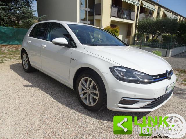 VOLKSWAGEN Golf usata, con Autoradio