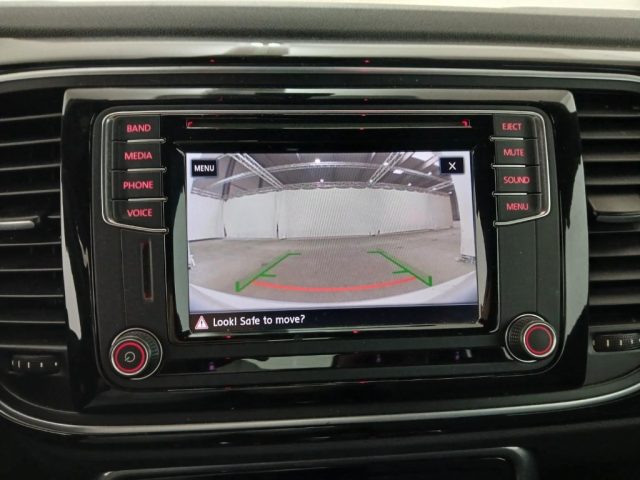 VOLKSWAGEN Maggiolino usata, con Controllo automatico clima
