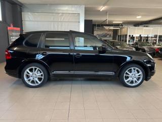 PORSCHE Cayenne usata, con Cerchi in lega