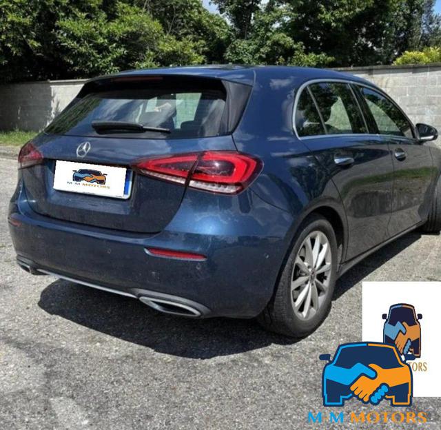 MERCEDES-BENZ A 180 usata, con Alzacristalli elettrici