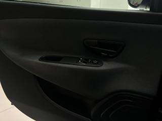 LANCIA Ypsilon usata, con Lettore CD