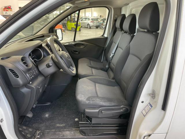 RENAULT Trafic usata, con Bluetooth
