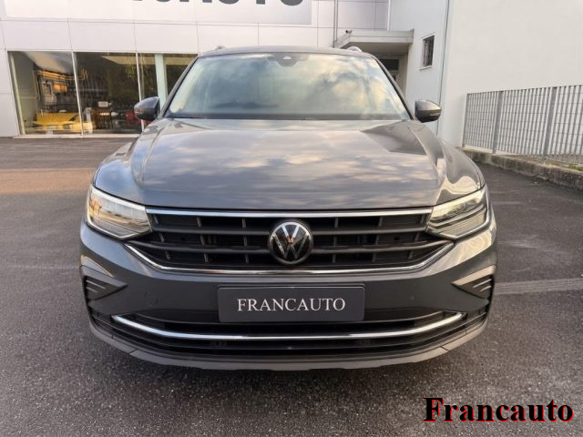 VOLKSWAGEN Tiguan usata, con Airbag