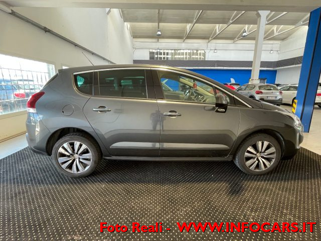 PEUGEOT 3008 usata, con Chiusura centralizzata