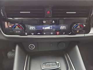 NISSAN Qashqai usata, con Controllo automatico clima