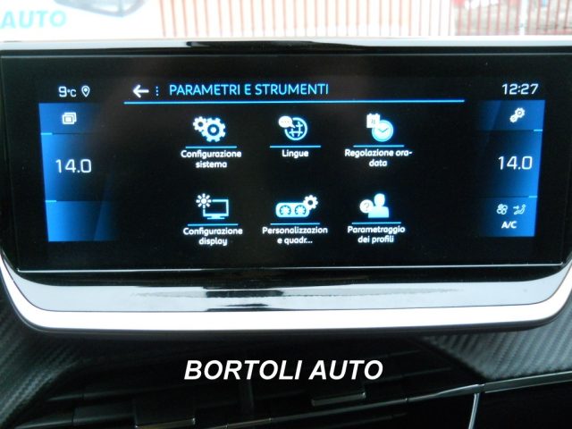 PEUGEOT 2008 usata, con Autoradio digitale