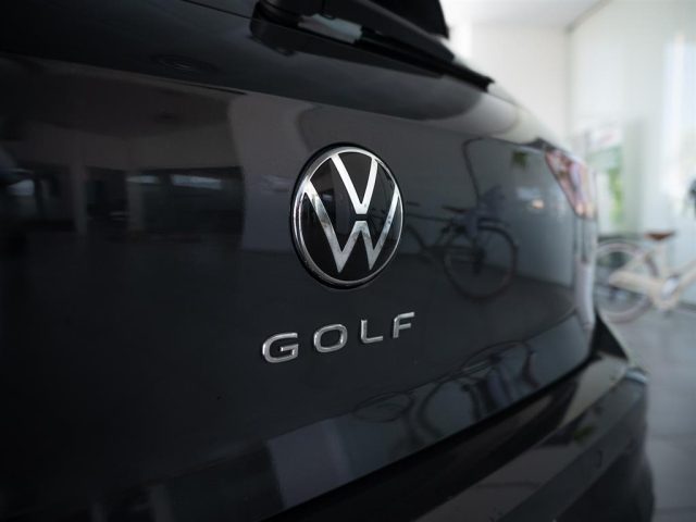 VOLKSWAGEN Golf usata, con Servosterzo