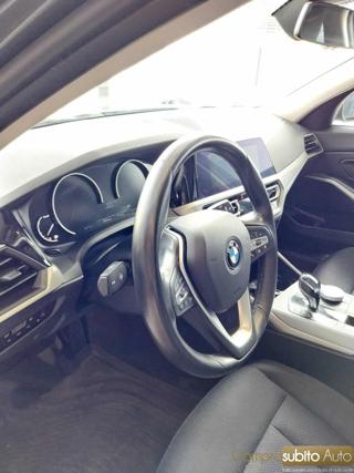 BMW 318 usata, con Park Distance Control