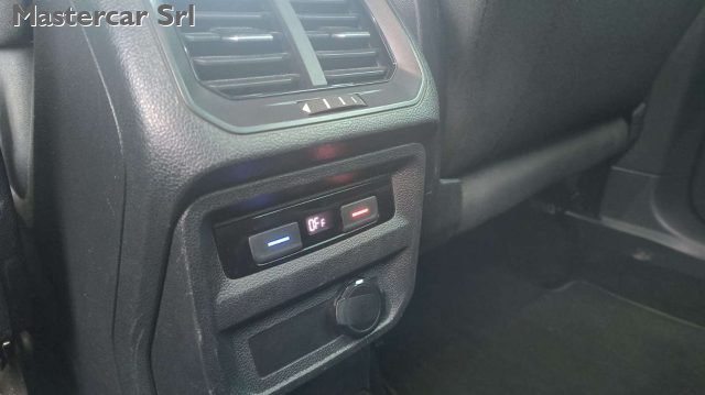 VOLKSWAGEN Tiguan usata, con Sistema di navigazione