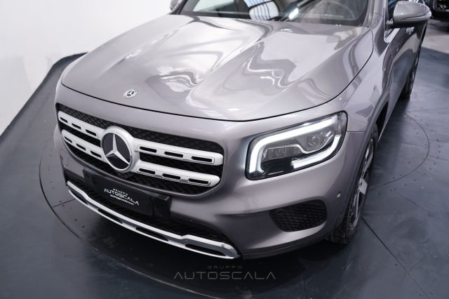 MERCEDES-BENZ GLB 200 usata, con Apple CarPlay