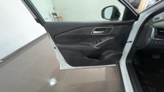 NISSAN Qashqai usata, con Climatizzatore