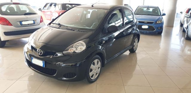 TOYOTA Aygo usata, con ABS