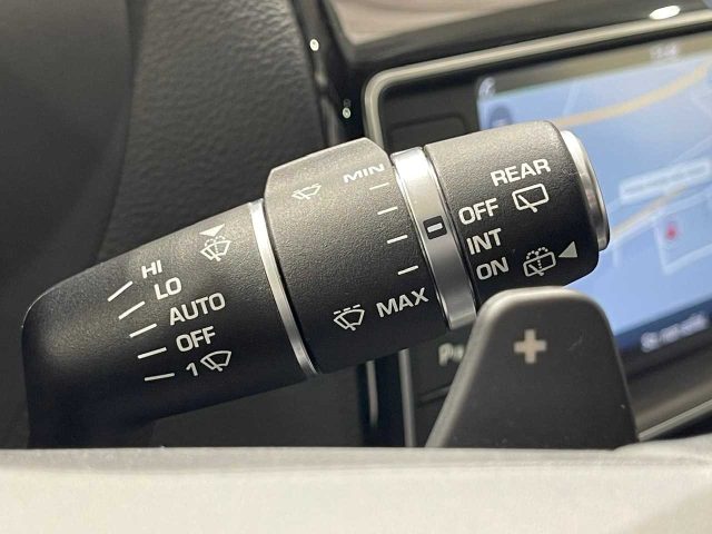 JAGUAR F-Pace usata, con Sensori di parcheggio posteriori