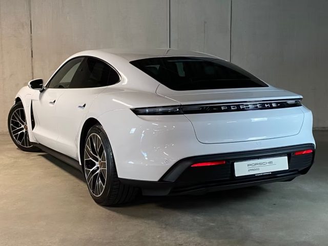 PORSCHE Taycan usata, con Airbag Passeggero