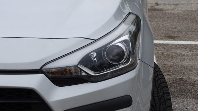 HYUNDAI i20 usata, con Autoradio digitale