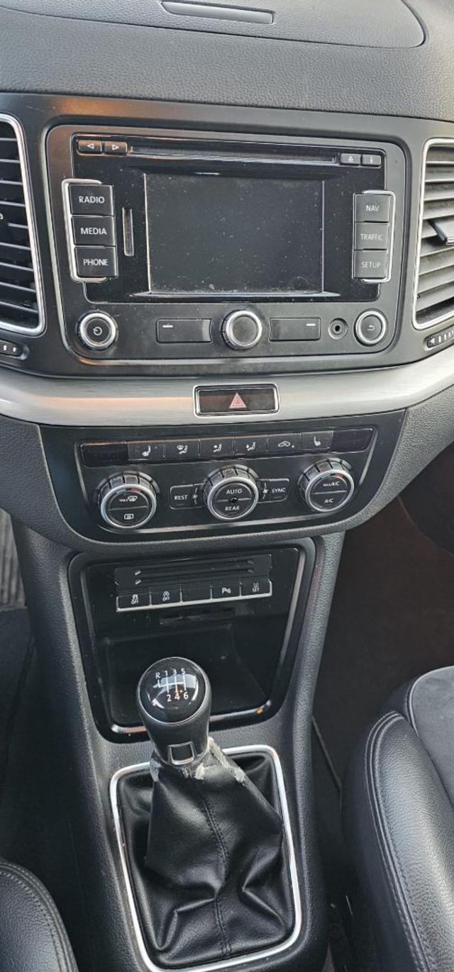 VOLKSWAGEN Sharan usata, con Cruise Control