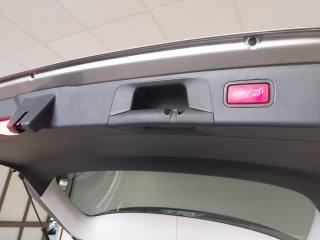 MERCEDES-BENZ GLC 300 usata, con Volante in pelle