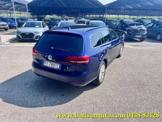 VOLKSWAGEN Passat Variant usata, con Airbag laterali