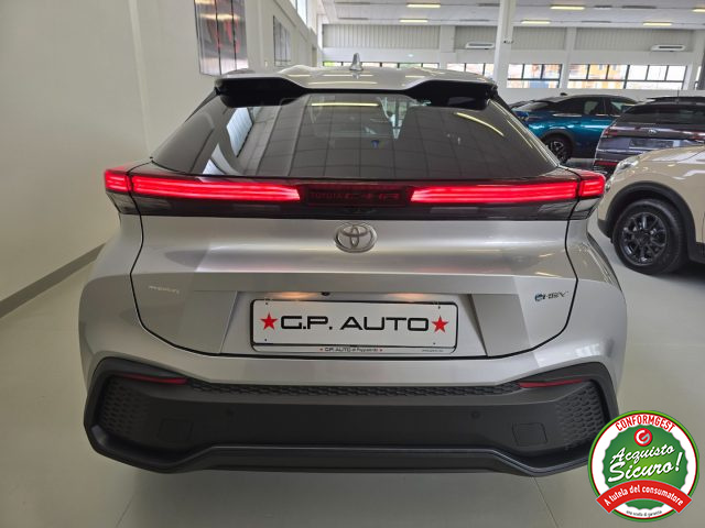 TOYOTA C-HR usata, con Autoradio