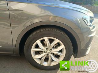 VOLKSWAGEN Tiguan usata, con Sedile posteriore sdoppiato