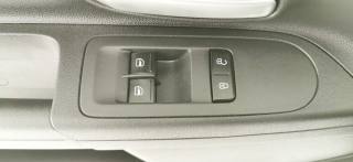 VOLKSWAGEN up! usata 50