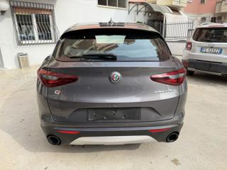 ALFA ROMEO Stelvio usata, con Alzacristalli elettrici
