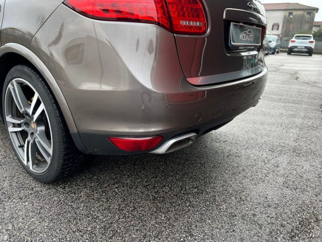 PORSCHE Cayenne usata, con Cerchi in lega