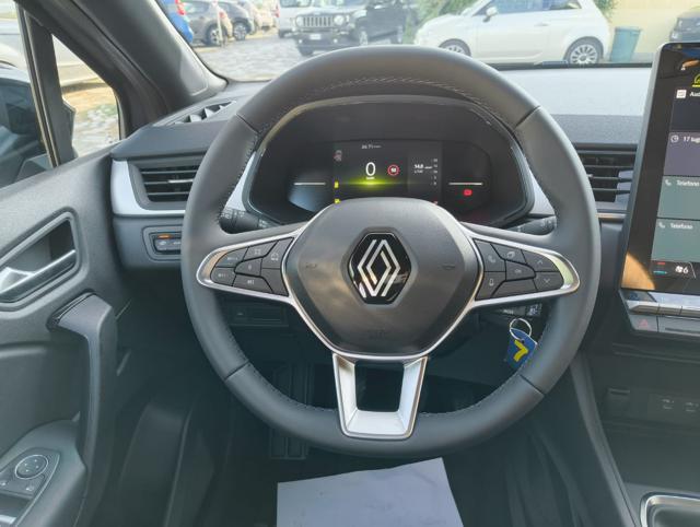 RENAULT Captur usata, con Autoradio