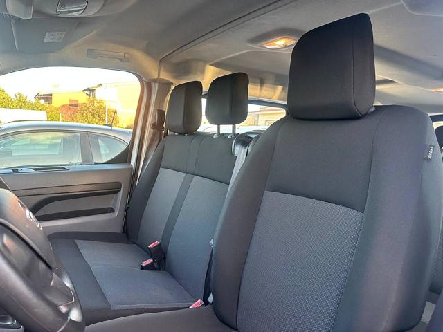 OPEL Vivaro Life usata 24