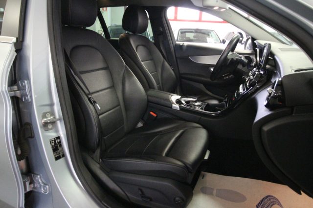 MERCEDES-BENZ C 220 usata, con Interni in pelle