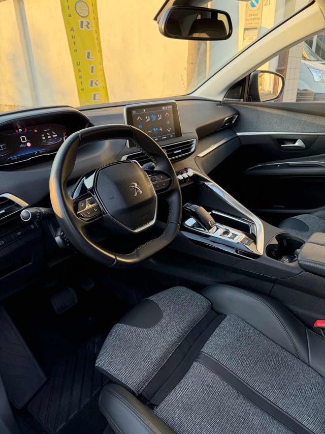 PEUGEOT 3008 usata, con Climatizzatore