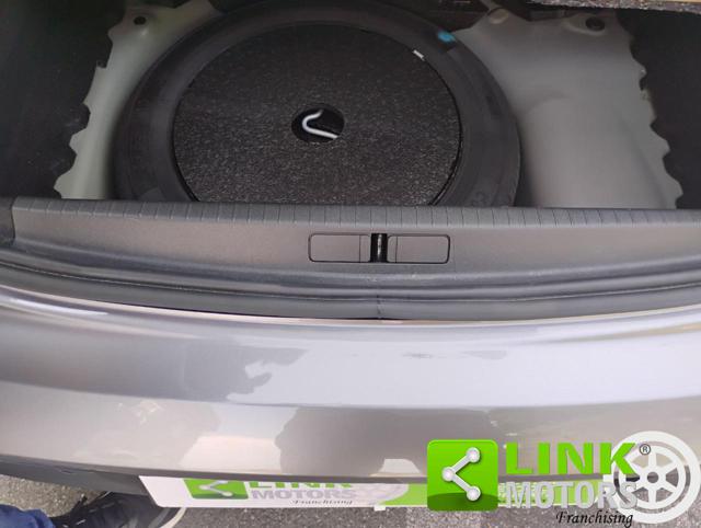 PEUGEOT 208 usata, con Fendinebbia