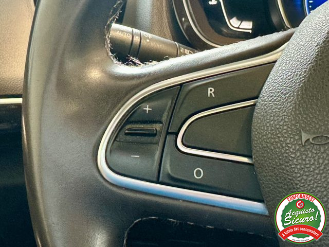 RENAULT Espace usata, con USB