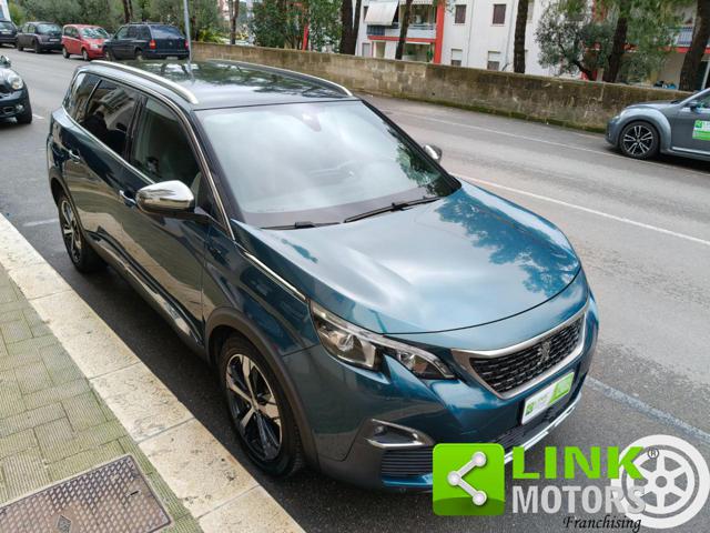 PEUGEOT 5008 usata, con Marmitta catalitica